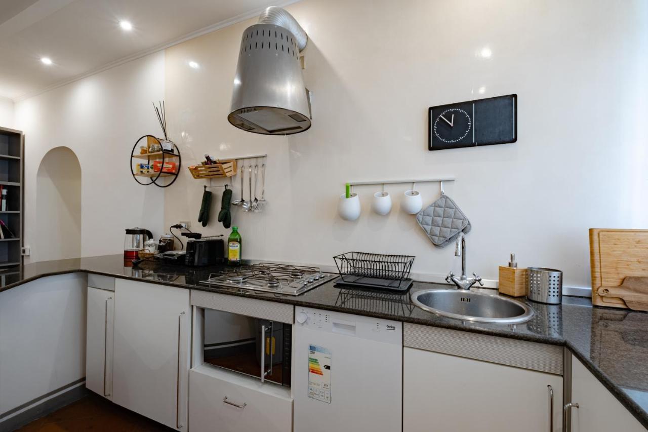 Apartment Forum - The Heart Of *